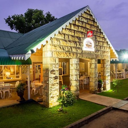 Fouriesburg Country Inn 外观 照片
